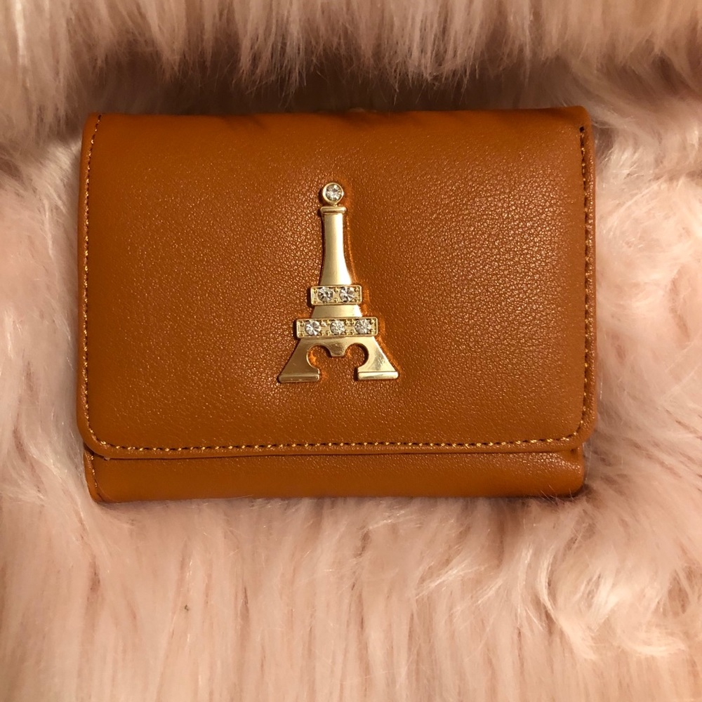 Small leather bifold wallet